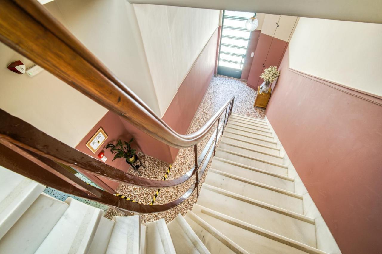 Aparthotel Keramos Atene Esterno foto